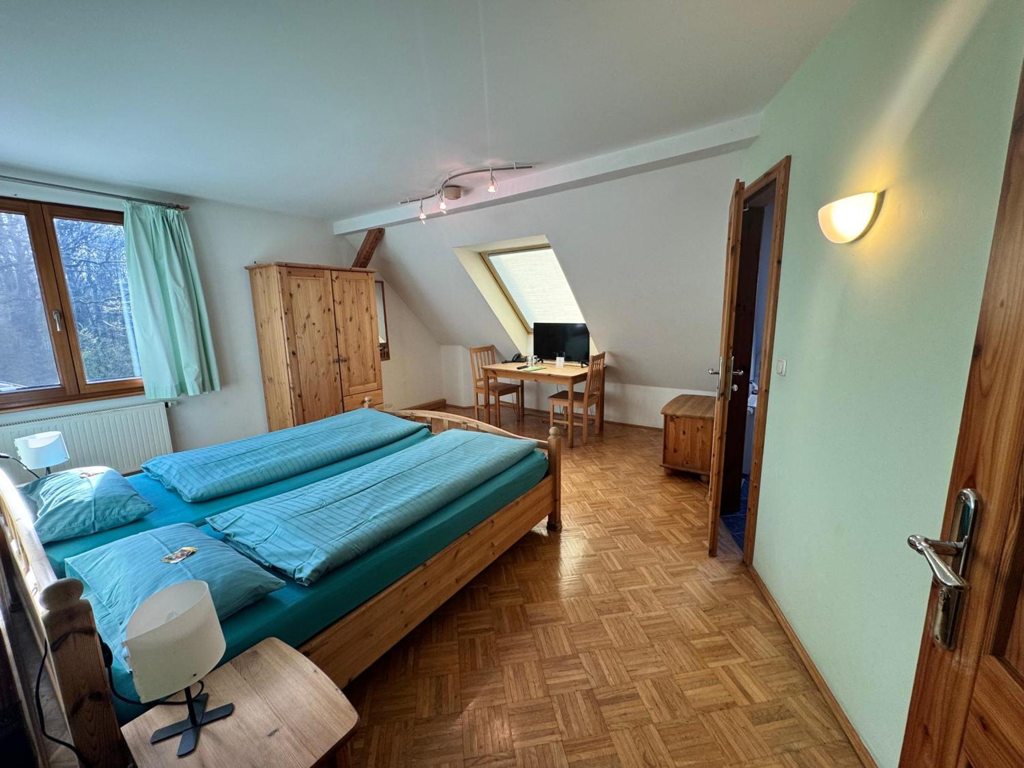 אנסבאך Hotel Gruenwald מראה חיצוני תמונה