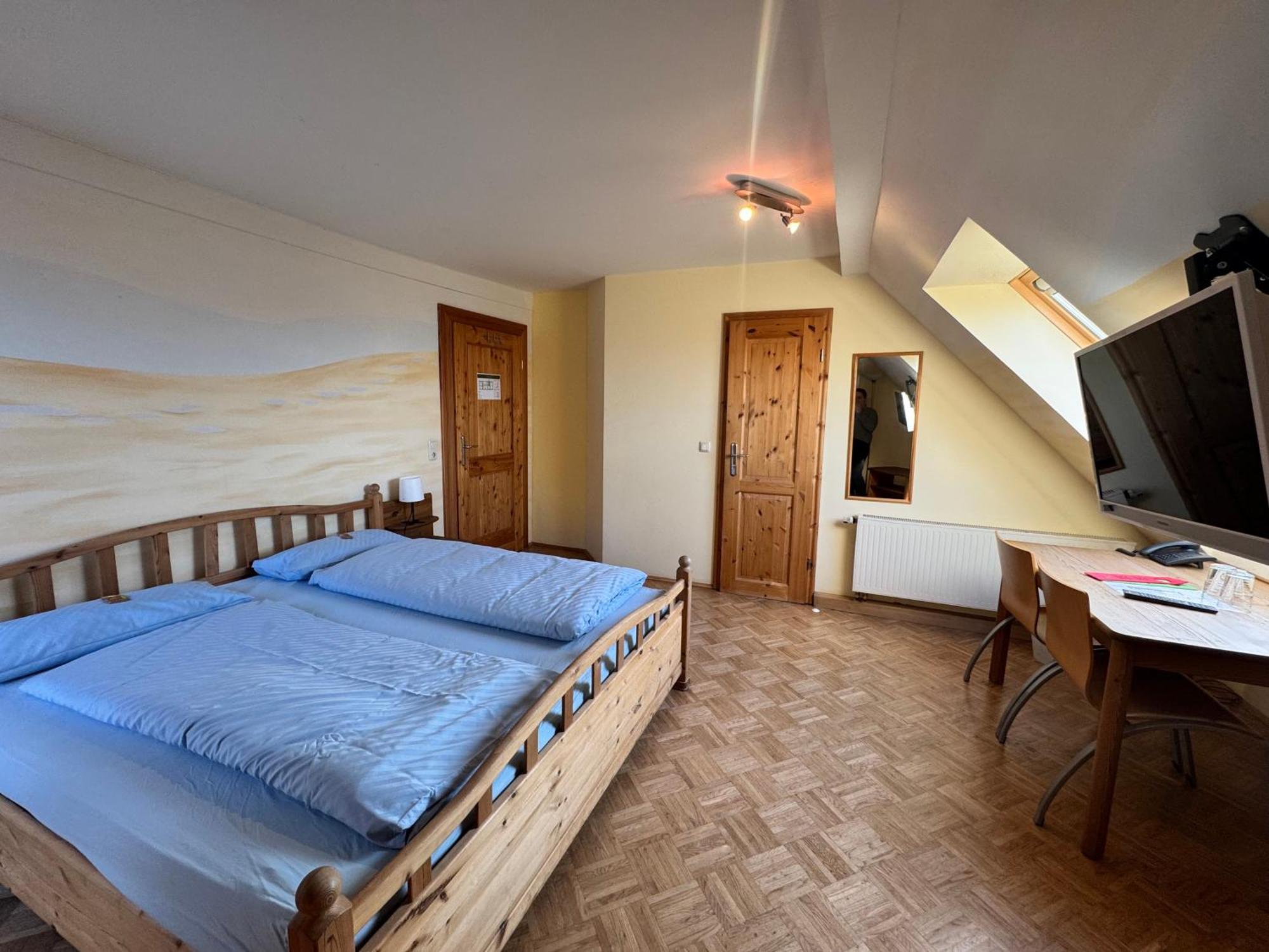 אנסבאך Hotel Gruenwald מראה חיצוני תמונה