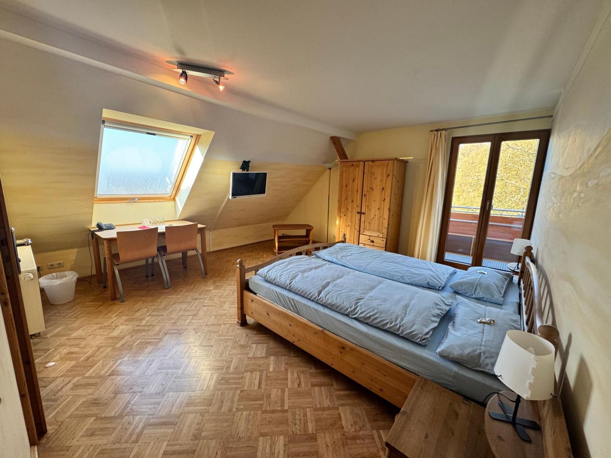 אנסבאך Hotel Gruenwald מראה חיצוני תמונה