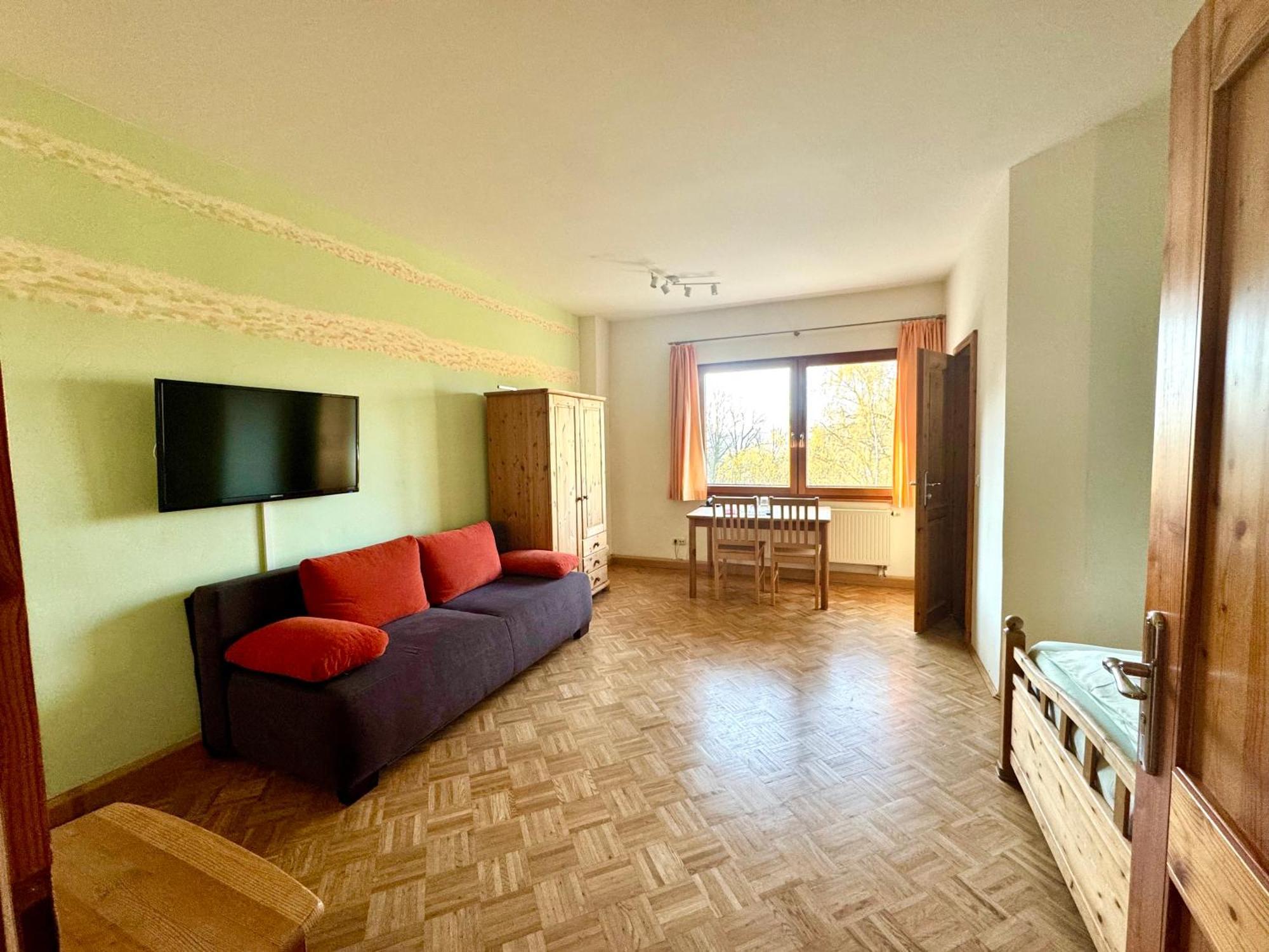 אנסבאך Hotel Gruenwald מראה חיצוני תמונה