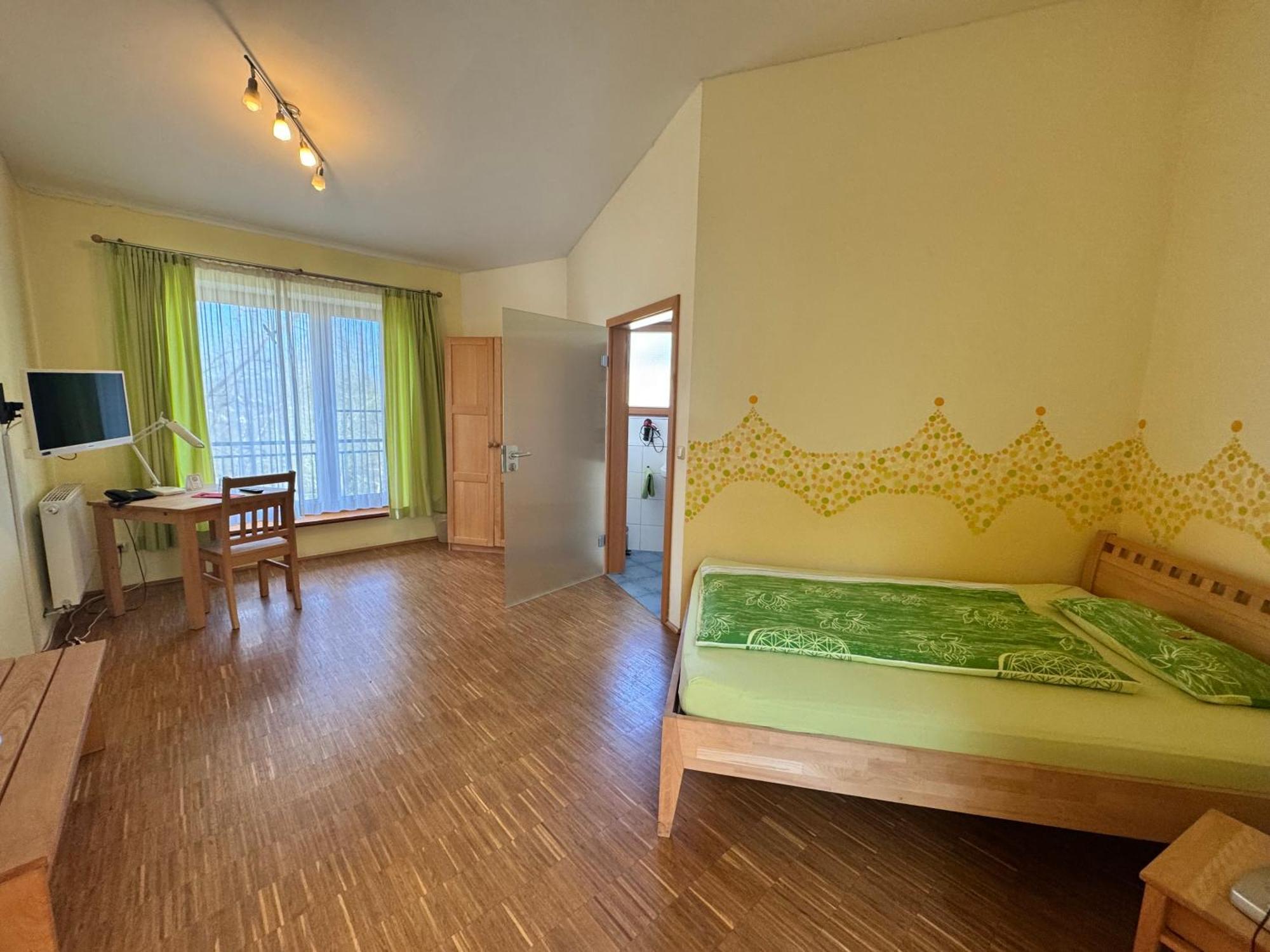 אנסבאך Hotel Gruenwald מראה חיצוני תמונה
